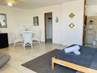 Caracoles #1 Apartment 7 Min to Airport & FREE WI-FI