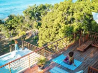 Hawksbill - 4 BR Villa in Treasure Beach w/ AC, WiFi, Private Cove & Staff Hotels in Treasure Beach
