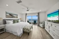 Seacrest - 6 - 2 Br Townhouse by RedAwning