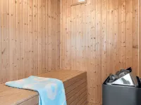 "Idalia" - 125m from the Sea