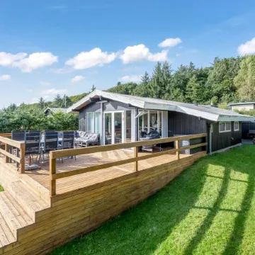 "Matilde" - 400m to the Fjord