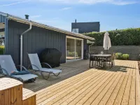 "Enrica" - 250m from the sea