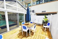 Cayman Suites Hotel