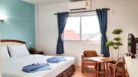 J.Holiday Inn Krabi Hotels in Krabi