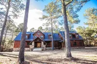 Stone Mountain Lodge Luxury 6-bedroom Cabin in Hochatown Sleeps 16 - 3-Star