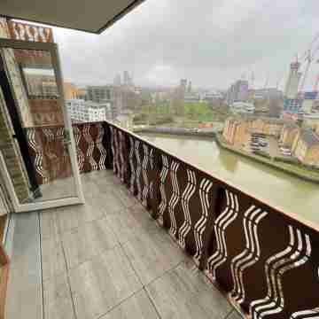 Brand new 1 bed luxury apartment, Balcony with amazing views Others