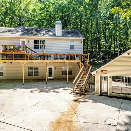 Game Room, Quiet Cove & Dock!  Lakefront! Sleeps 16