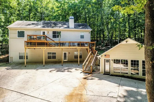Game Room, Quiet Cove & Dock!  Lakefront! Sleeps 16