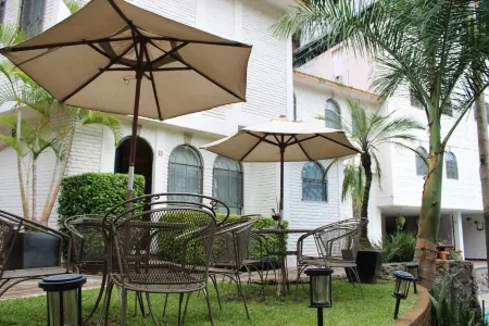 Hotel Ilebal Cuernavaca Centro - Lugar Con Encanto! Отели рядом с достопримечательностью «Plaza de la Constitucion»