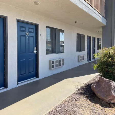 Motel 6 Barstow, CA - Mojave Desert Stop - I-15
