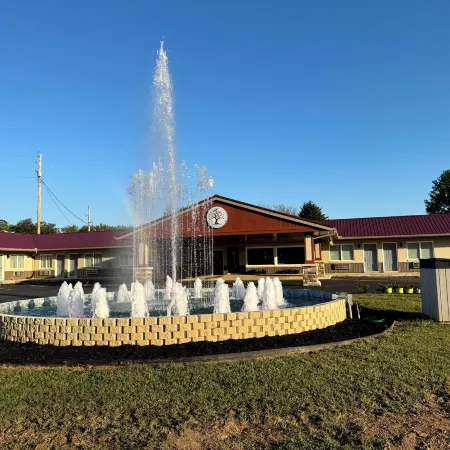 Four Seasons Inn