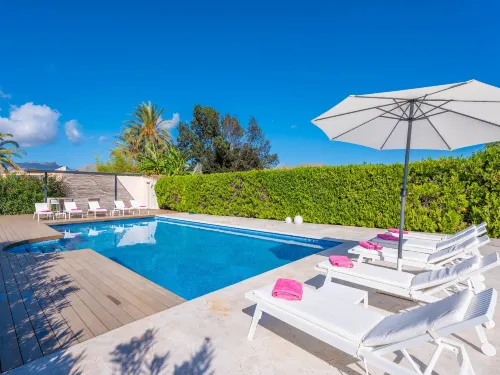 L'eresta - Villa With Private Pool. Free Wifi