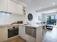 Brand New House by Botany - Parking Hotels near Howick