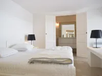Modern Terrace Stay Montbrun