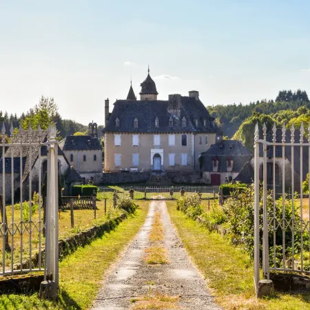 Sénezergues Garden Hideaway