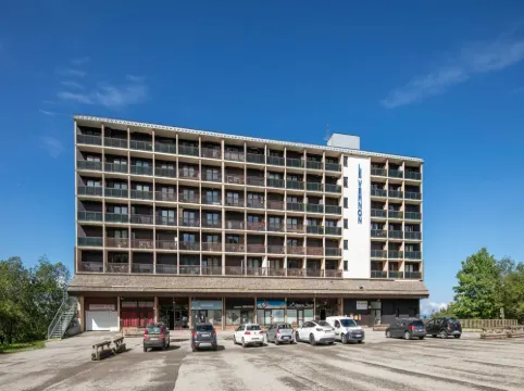 Cozy Stay with Alpine Views