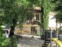 Apartment in a small holiday complex Hotels in Les Arcs