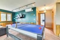 Lake Harmony Resort Home w/ Deck + Fire Pit! - Beach