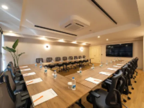 ALVES HOTEL IZMIR โรงแรมในอิซมีร์