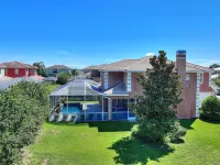 6 Bed, 2 Suites, Pool, Spa, Games Room #800 6 Bedroom Villa Hotels in Davenport