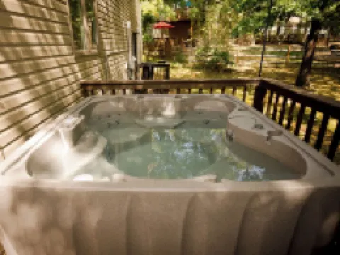 Massanutten Mountain Retreat: Hot Tub, Game Room & Yard Hotels in Massanutten