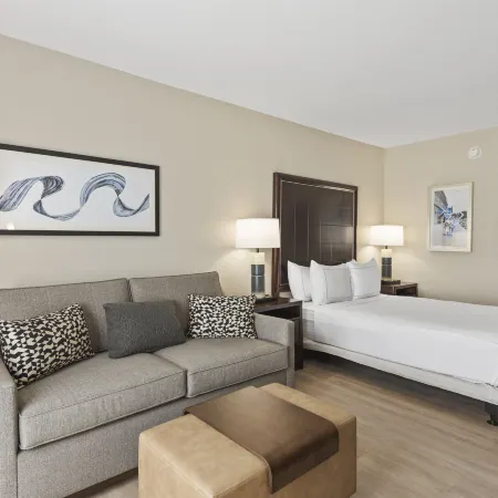 DoubleTree by Hilton Hotel Columbus