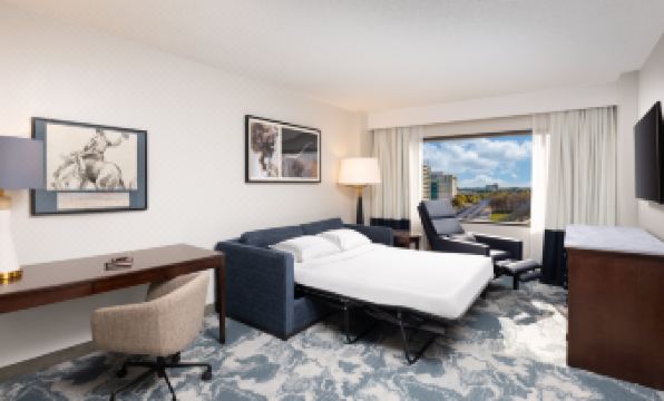 DoubleTree by Hilton Houston Medical Center Hotel & Suites