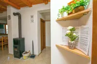 House Pansy Hotels in Pasman