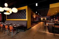 InterContinental Hotels SAINT PAUL RIVERFRONT by IHG - 5-Star