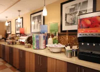 Hampton Inn Grand Rapids-North - Breakfast