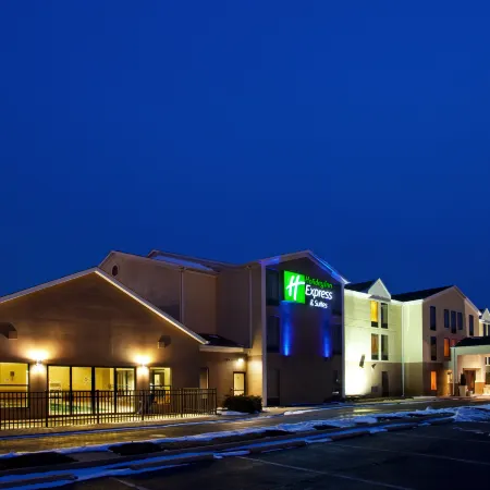 Holiday Inn Express & Suites CLEVELAND-STREETSBORO by IHG