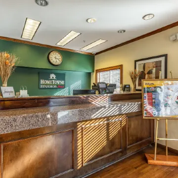 HomeTowne Studios Atlanta - Chamblee