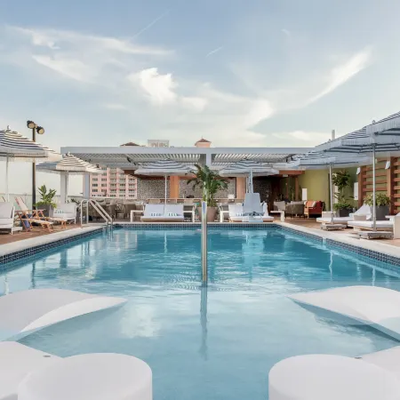 The Hiatus Clearwater Beach, Curio Collection by Hilton