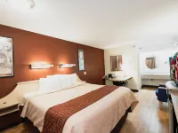 Red Roof Inn Cincinnati - Sharonville Hotels in Sharonville