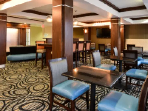 Holiday Inn Express & Suites GREENFIELD by IHG Hotels in Greenfield