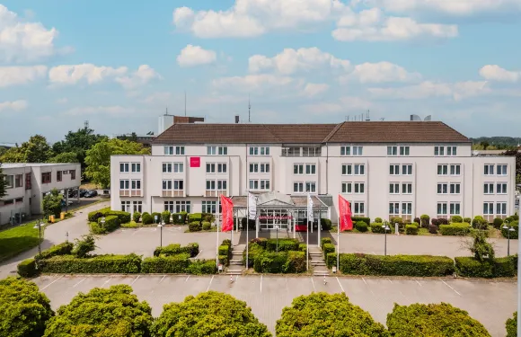 萊昂納多亞琛酒店