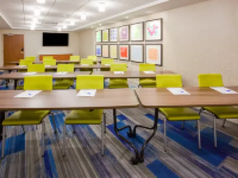 Holiday Inn Express & Suites DES MOINES DOWNTOWN by IHG Hoteles en Des Moines