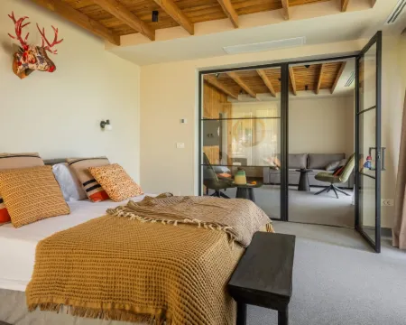 ザ パインズ ブチェジ ロッジ ブランのホテル