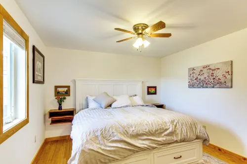 12 Mi to Bozeman: Pet-friendly Gem w/ Sauna & Yard