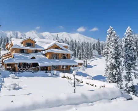 Hotel Heevan Retreat Hotels in Baramulla
