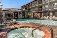 Lincoln Sands Oceanfront Resort, Ascend Hotel Collection - romantici