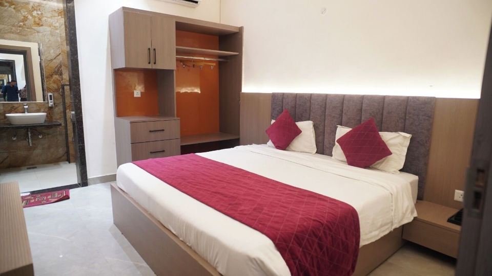 Hotel Mahalaxmi Grand