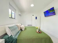 Luxury Suite Studio With Kitchen Spa Shower