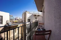 Bright Stylish 2Br l Acropolis View Balcony l King Bed Neos Kosmos/네오스 코스모스 호텔