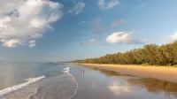 Tropical Hibiscus Caravan Park - Beach