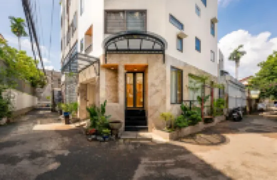 Cherry Apartment - Thao Dien Centre Hotels near District 2