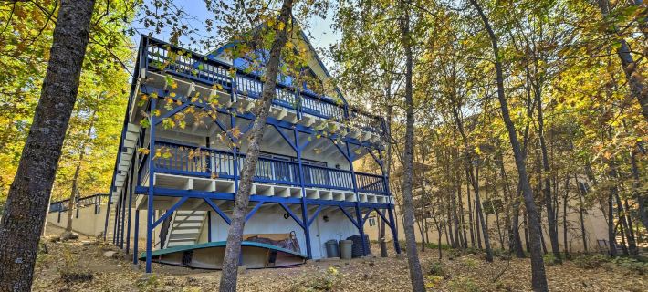 Lake Arrowhead Family Home w/ Game Room Hotéis em Lake Arrowhead