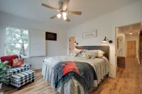 Horseshoe Bay Resort Home ~ 6 Mi to Lake LBJ! - 3-Star