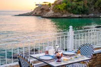 Utopia Beach Club - Romantic