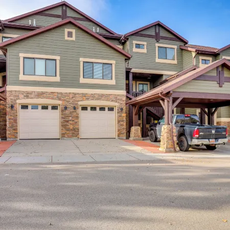 High-End Huntsville Condo w/ Private Hot Tub!
